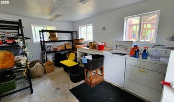 87638 TERRITORIAL Rd, Veneta, OR 97487