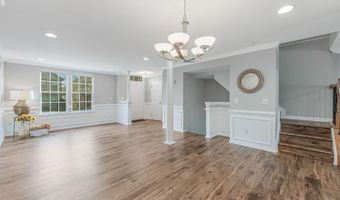 20419 CHARTER OAK Dr, Ashburn, VA 20147