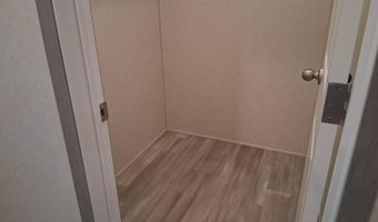 328 W. 53rd St 10, Anderson, IN 46013