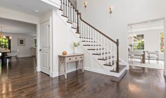 6 Robandy Rd, Andover, MA 01810