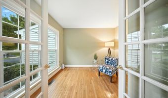 20977 FOWLERS MILL Cir, Ashburn, VA 20147