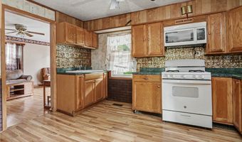 11 Birch Hollow Rd, Barboursville, WV 25504