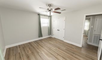 414 Pine Glen Dr, Albany, GA 31705