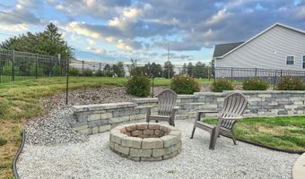 6 LOBELL Rd, Abbottstown, PA 17301