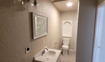 209 W Purdom Ave, Alvarado, TX 76009