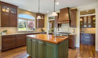 2674 Montreux Hills Ct, Ada, MI 49301