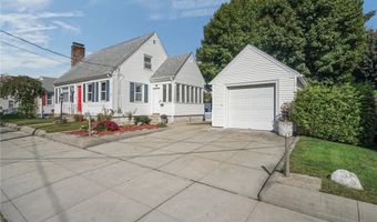 34 Aldrich Ave, Cranston, RI 02920