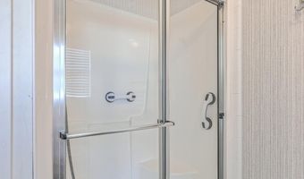 208 Catfish Landing Cir, Bonneau, SC 29431