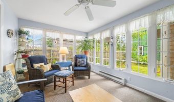 146 Bay View Ave, Bristol, RI 02809