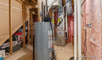 9430 Whitneyville Ave SE, Alto, MI 49302