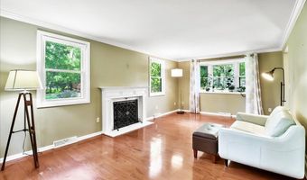 659 Boxford Ln, Columbus, OH 43213