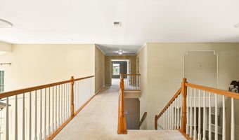 9 Denise Dr, Allentown, NJ 08501