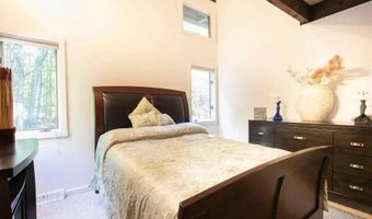 14 Vermillion Dr, Avon, CT 06001