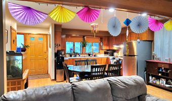 10 Ridgewood Dr, Augusta, ME 04330