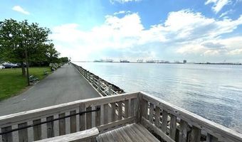 1022 Kennedy Blvd, Bayonne, NJ 07002