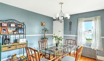 141 Cornell St, Cranston, RI 02920