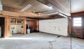 826 Yorkshire Rd, Anderson, IN 46012