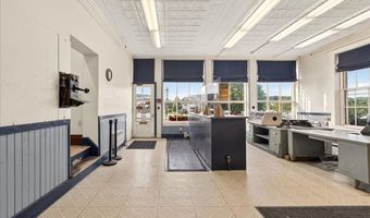 12 14 & 16 Main St, Belfast, ME 04915
