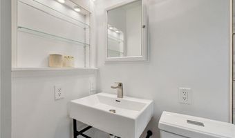 1009 9th St NW, Austin, MN 55912