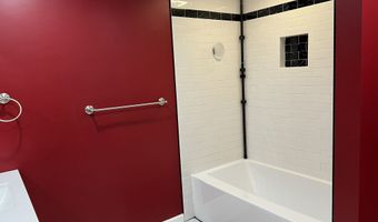 82 Bingham St, Bristol, CT 06010