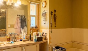 33235 S COLDWATER Rd, Black Canyon City, AZ 85324