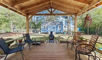 507 E Pine St, Atmore, AL 36502