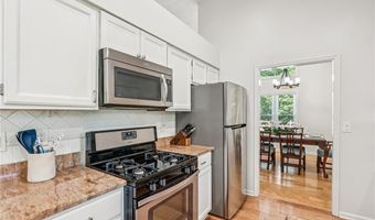 1102 Pine Grove Dr, Alpharetta, GA 30009