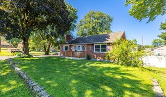 30 Hemlock St, Bristol, CT 06010