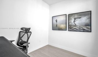 2960 NE 207th St 1102, Aventura, FL 33180
