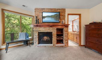 4309 Colleen Ct, Arden Hills, MN 55112