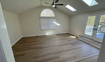 1348 Secretariat Ln, Indianapolis, IN 46217