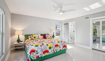 248 11TH St, Atlantic Beach, FL 32233