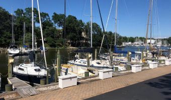 789 FAIRVIEW Ave C, Annapolis, MD 21403