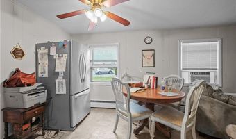 403 Commonwealth Ave, Warwick, RI 02886