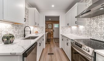 2526 Pisgah Rd, Andrews, NC 28901