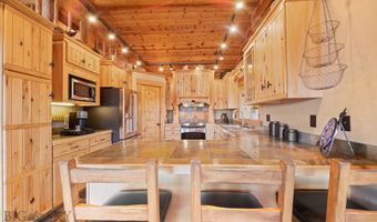 1062 Johnny Martinez Trl, Bozeman, MT 59715