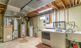 1402 Southview Ln, Albert Lea, MN 56007