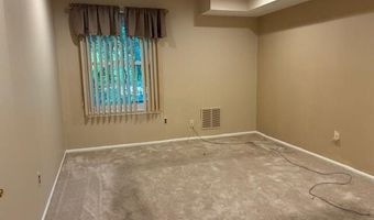 293 Gloucester Ct, Aberdeen, NJ 07747