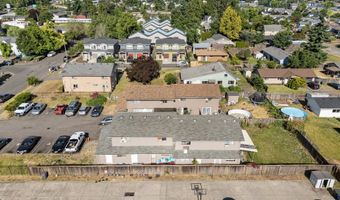 1194 R St, Springfield, OR 97477