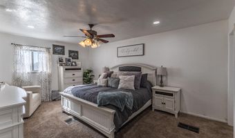 908 MOUNTAIN VIEW Dr, Aztec, NM 87410