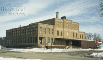 801 6TH Ave E, Alexandria, MN 56308