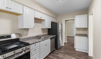 6023 CHINQUAPIN Pkwy, Baltimore, MD 21239