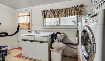 4825 E 12TH St, Cheyenne, WY 82001