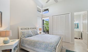 201 Orange Tree Dr, Atlantis, FL 33462