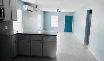 516 E 6th St A, Alice, TX 78332