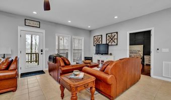 202 COUNTY RD 108, Arley, AL 35541