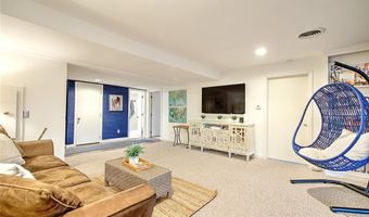 377 Rumstick Rd, Barrington, RI 02806