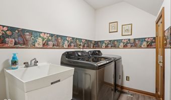 1424 Sarazen Cir, Indianapolis, IN 46239
