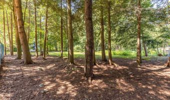 54 New London Dr, Barnstead, NH 03225