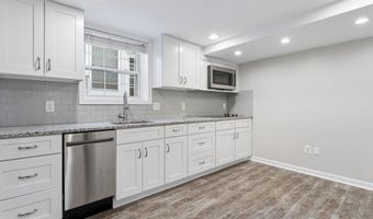1109 N ILLINOIS St, Arlington, VA 22205